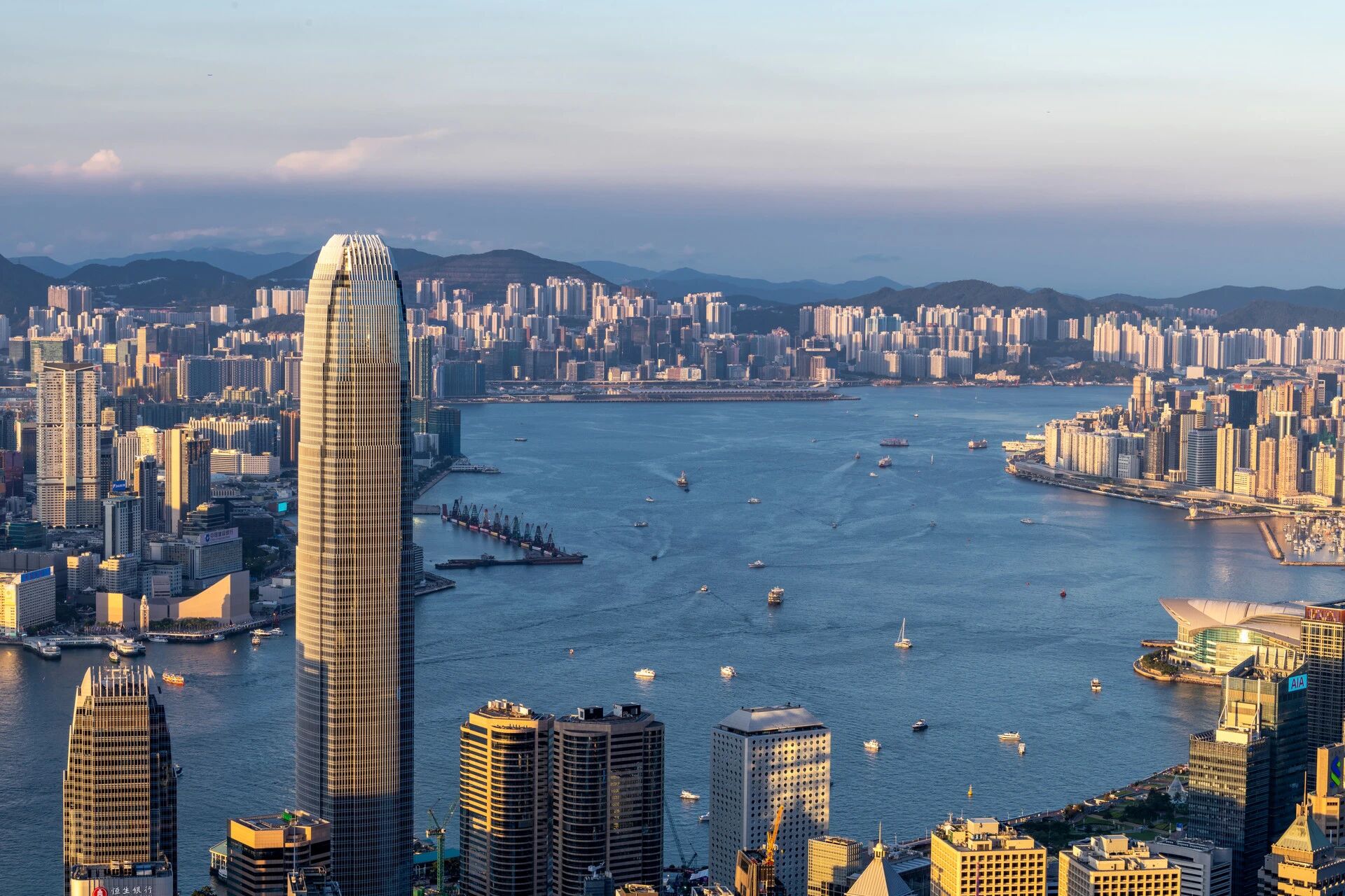 2025变局之后，2026<font color='red'>香港</font>身份申请如何突破重围？