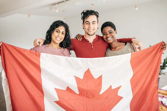疫情下，加拿大政府肯定移民贡献，对学生的移民政策将更友好！
